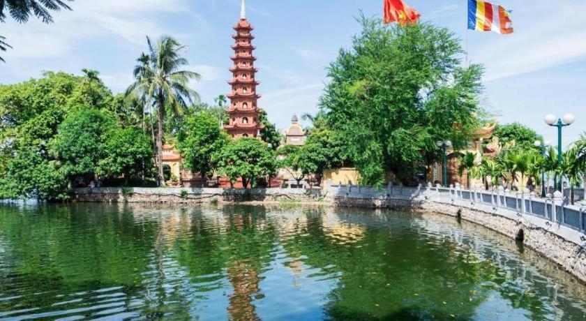 Sen Hidden Charm 2* Hanoi